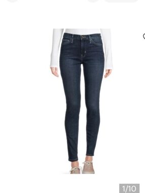 💢💢SOLD💢💢Democracy Woman's Jeans - Classic Skinny Fit